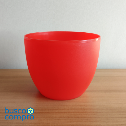 Macetero redondo 20 cm. de plástico rígido y grueso (3 mm.), color rojo.
